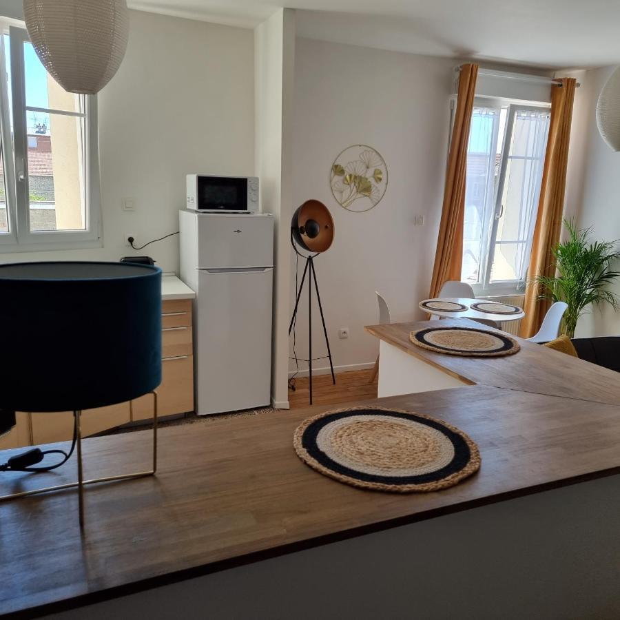 Chez Fifi - Hyper Centre A 200 M De La Cathedrale Apartment Reims Bagian luar foto